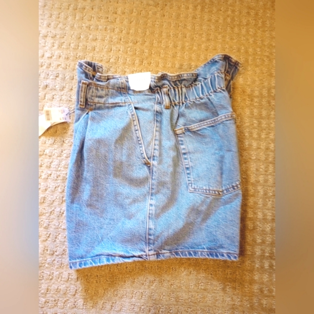 TOPSHOP High rise Paper Bag Jean Shorts NWT